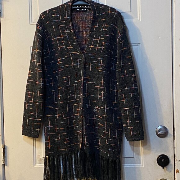 NEW Creation Womens Sz M Cardigan Sweater Snap Wool Blend Dark Gray/Multi Fringe - Picture 1 of 12